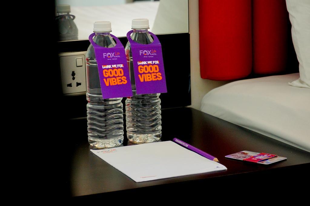 Fox Lite Hotel Dpulze Cyberjaya Esterno foto